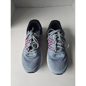New Balance Women's Running Shoes Size 7.5 US